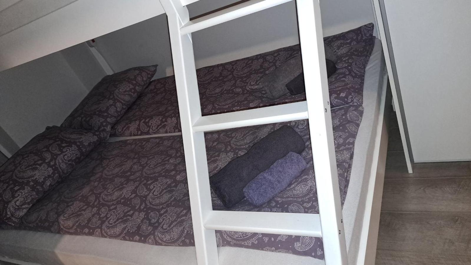 Quiet Apartment,private Free Parking * Sarajevo